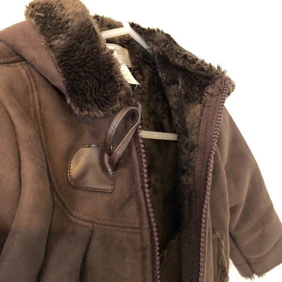 Faux Fur Jacket - Picture 3 of 7